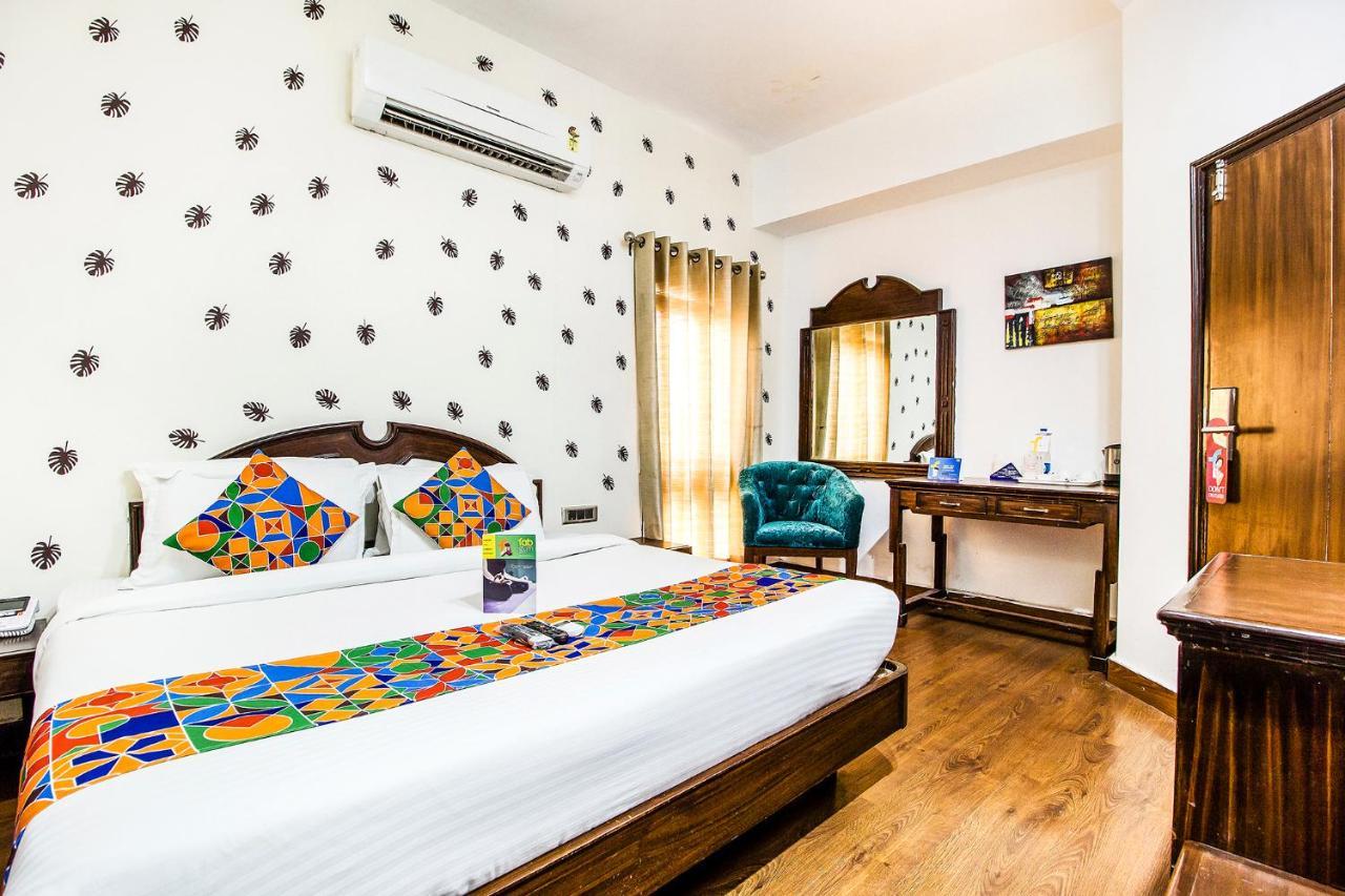 Fabhotel Le Monarque Chandīgarh Екстериор снимка