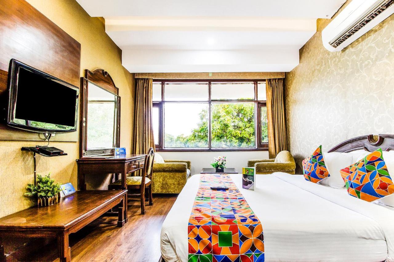Fabhotel Le Monarque Chandīgarh Екстериор снимка
