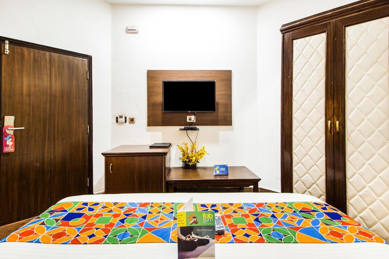 Fabhotel Le Monarque Chandīgarh Екстериор снимка