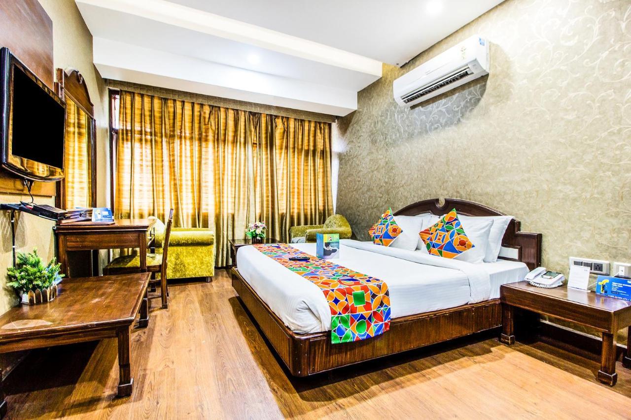 Fabhotel Le Monarque Chandīgarh Екстериор снимка