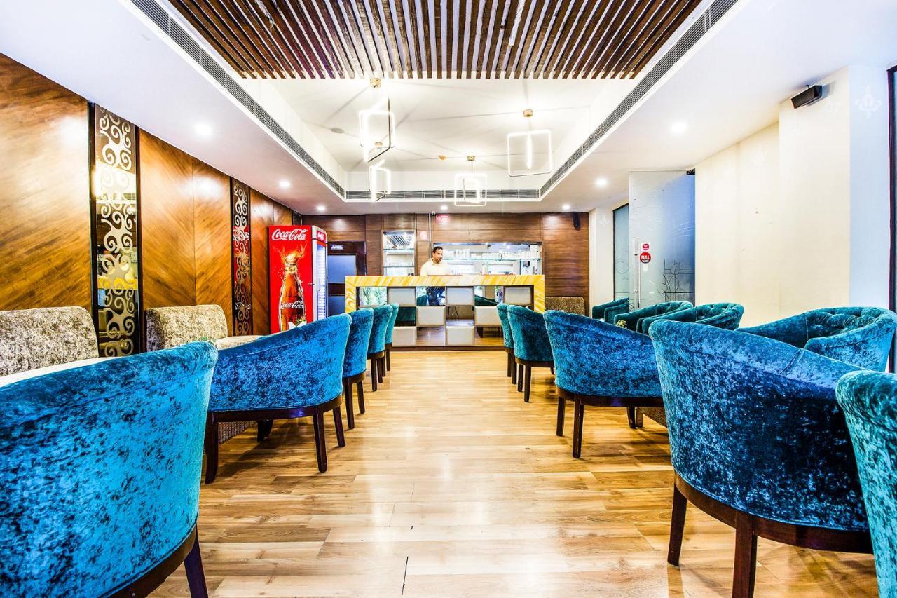 Fabhotel Le Monarque Chandīgarh Екстериор снимка